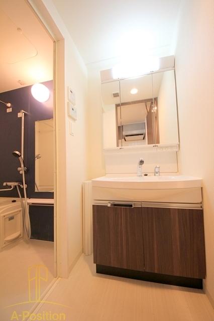 洗面設備　プレサンス江戸堀