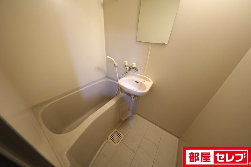 プロビデンス桜山の風呂写真