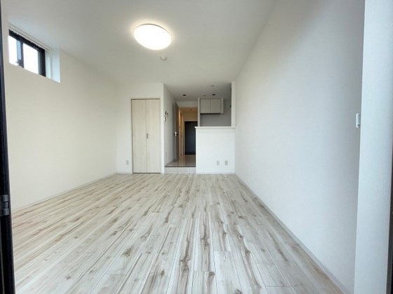 居室・リビング　※別部屋の写真です