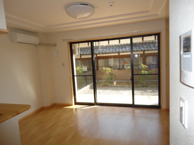 居室・リビング　リビング２