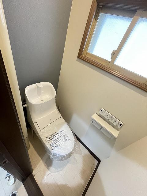 トイレ　トイレ