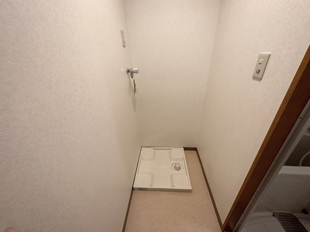 洗面設備　洗濯機置き場