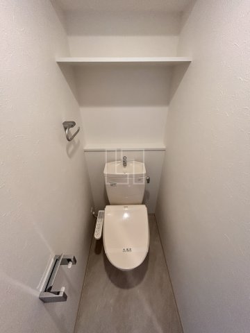 トイレ　La Douceur天満（ラドゥセール天満）　温水洗浄便座