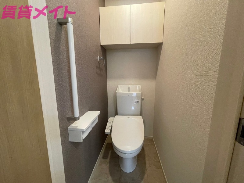 トイレ　別部屋参考写真です