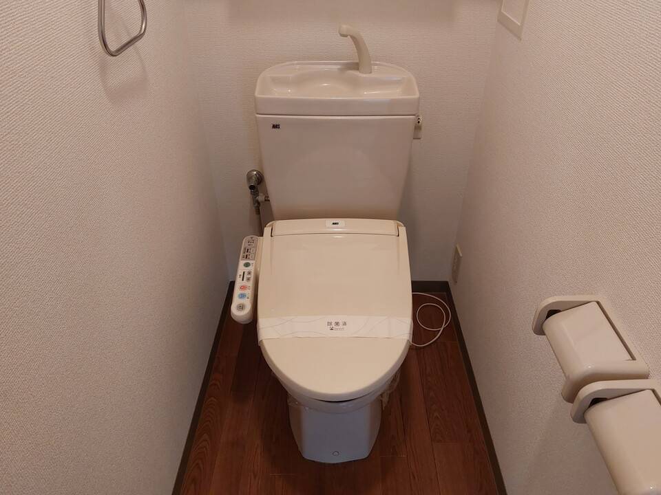 トイレ　トイレ