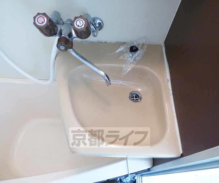 洗面設備　洗面台です。