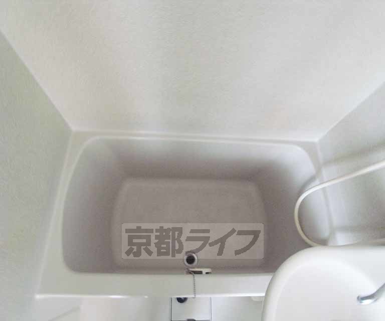 バス・シャワールーム　良いバスタブです