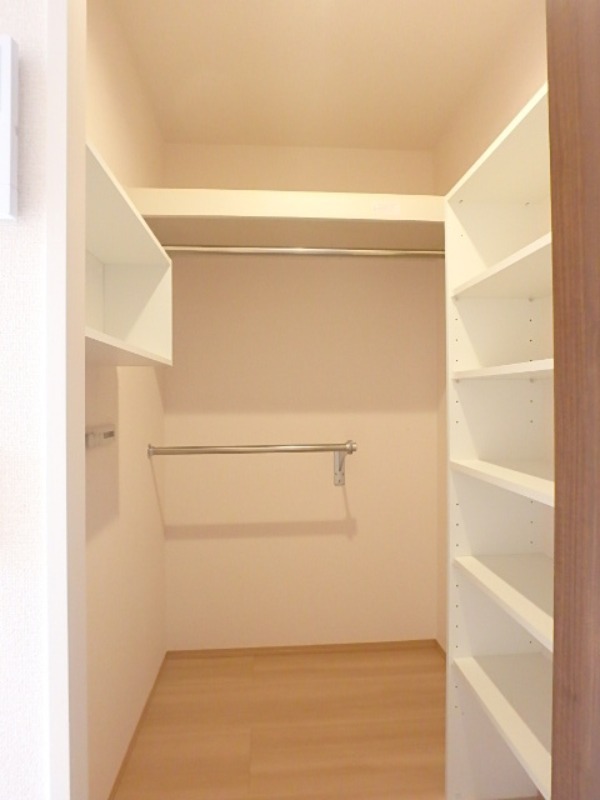 収納　図面と現状に相違がある場合には現状を優先