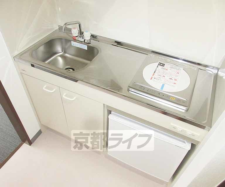 キッチン　コンパクトで使いやすいキッチンです