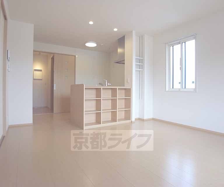 居室・リビング　・間取り異なります・