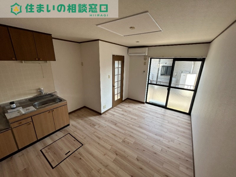 居室・リビング　同型