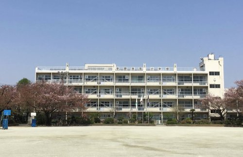 小学校　さいたま市立与野本町小学校（小学校）まで477m