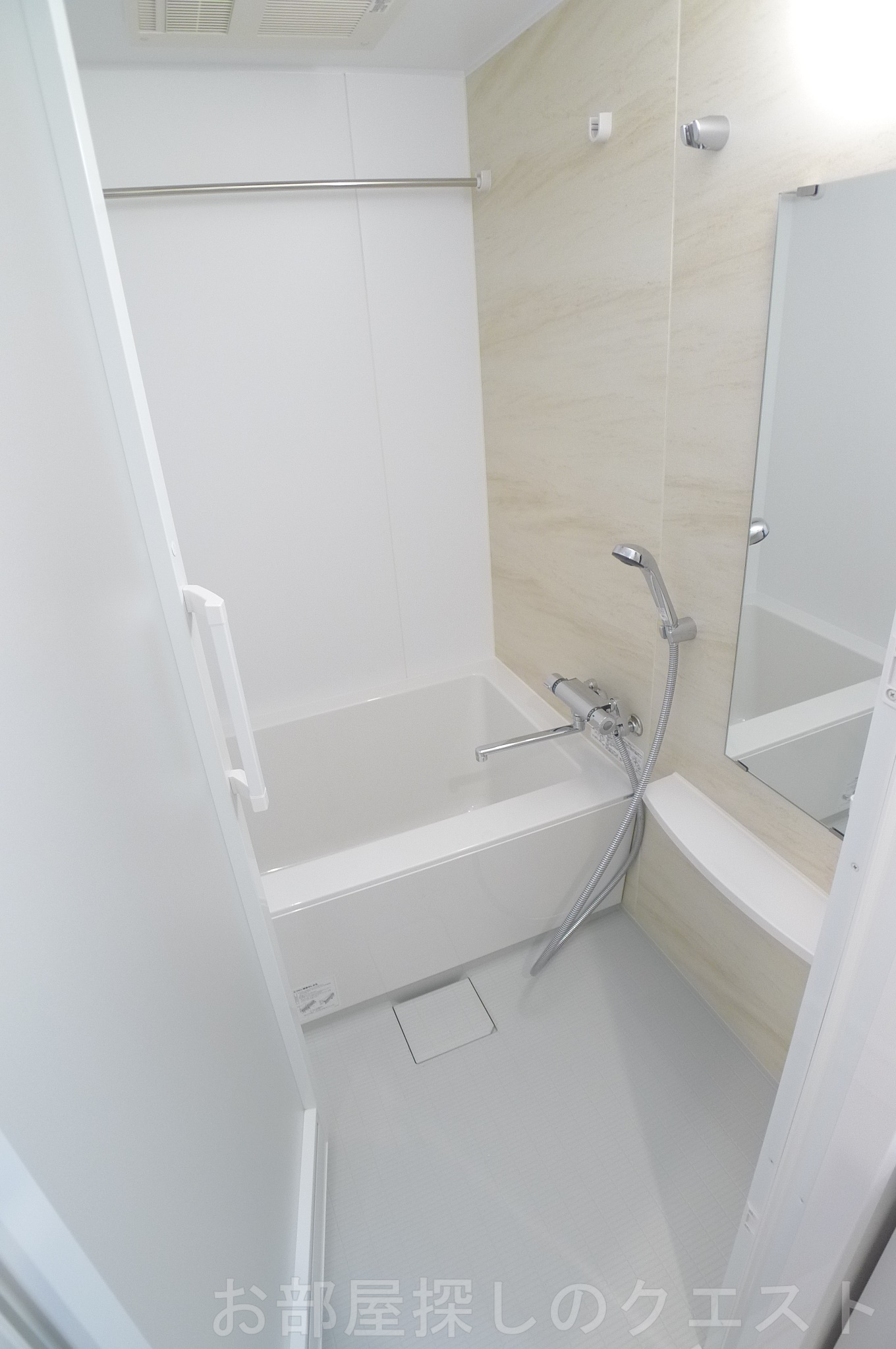 バス・シャワールーム　（写真は同タイプ）