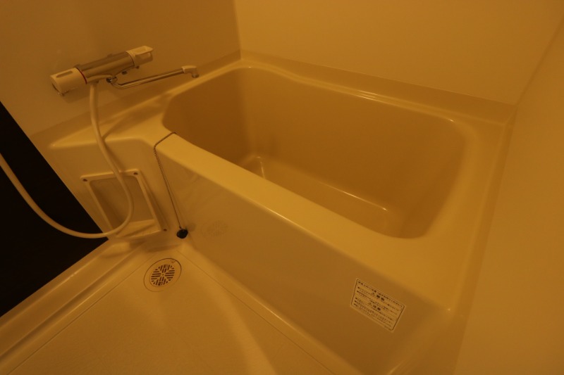 バス・シャワールーム　綺麗な浴室です♪