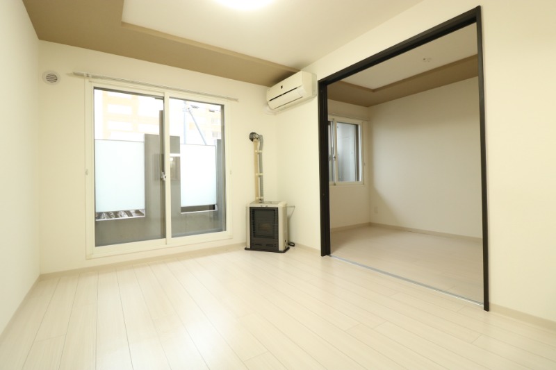 居室・リビング　綺麗な内装のリビングスペース♪