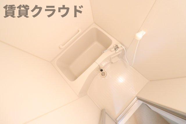 バス・シャワールーム　ゆったり過ごせるお風呂です