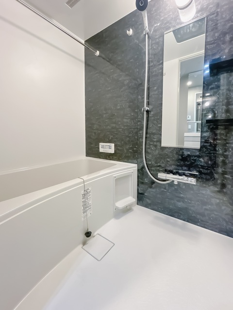 バス・シャワールーム　※写真は同タイプ住戸です。