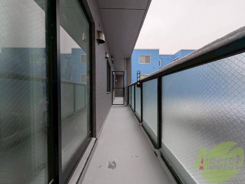 バルコニー　バルコニーです。洗濯物を干したり一息ついたりできますね！