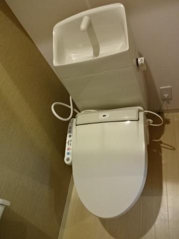 トイレ　トイレ