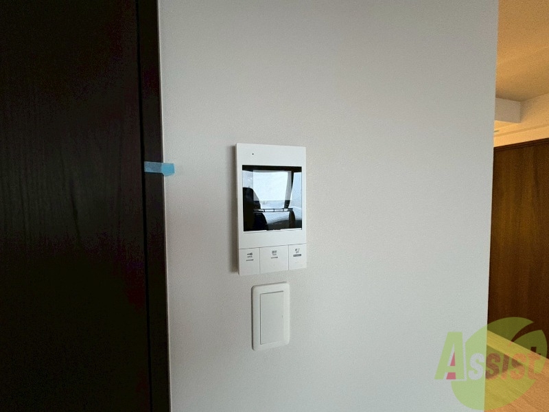 セキュリティ　ＴＶモニター付インターホンです。来客者の顔が見えるので安心！