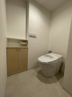 トイレ　別部屋参考写真になります