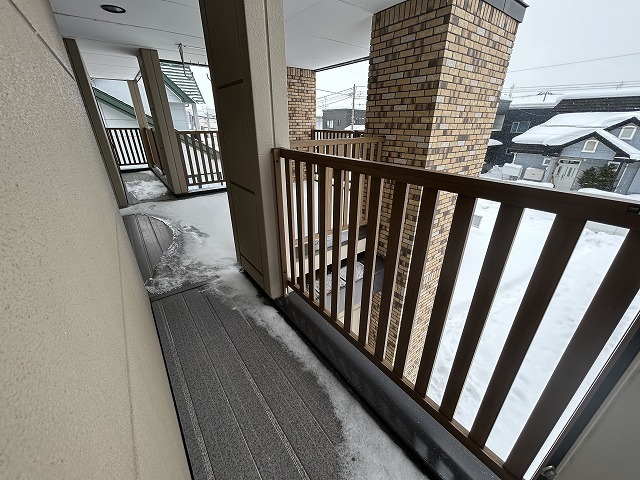 バルコニー　バルコニー