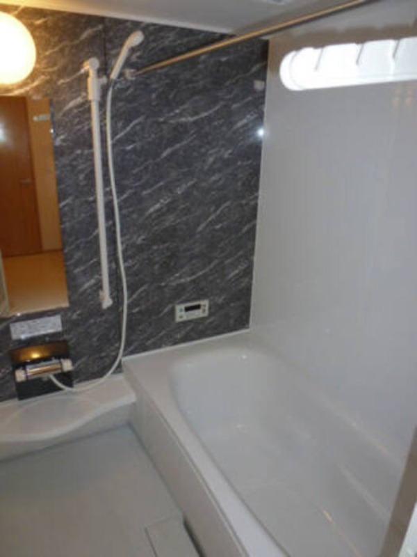 バス・シャワールーム　図面と現状に相違がある場合には現状を優先