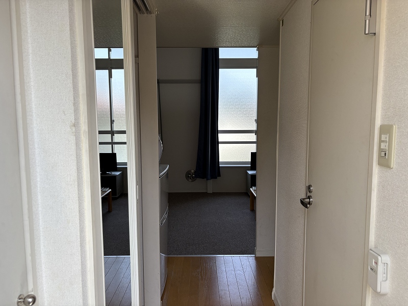 玄関　現況優先