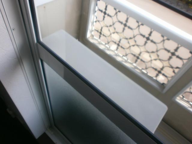 バルコニー　サッシ