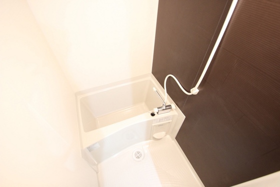 バス・シャワールーム　※別号室の写真です