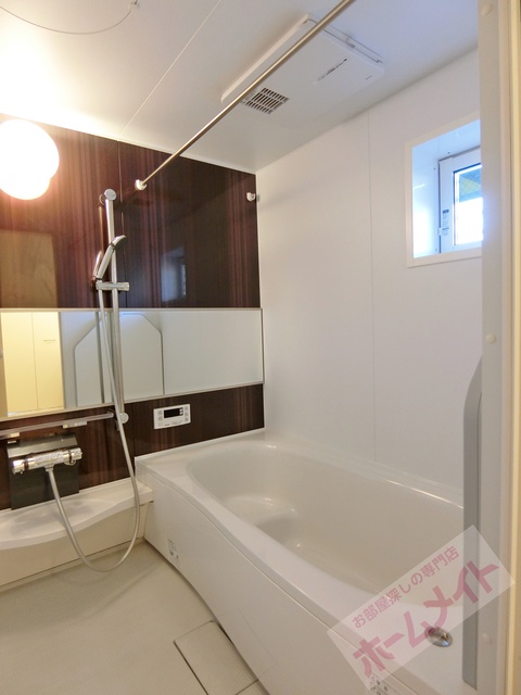 バス・シャワールーム　追い焚き付で寒い日も温まります♪