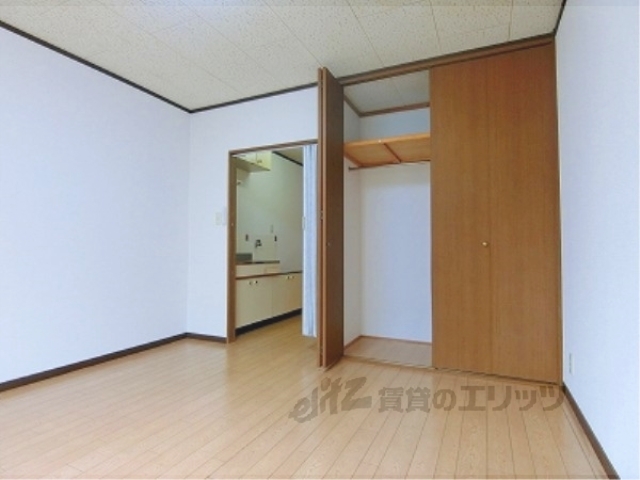 居室・リビング　洋室