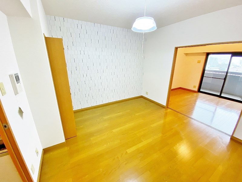 居室・リビング　★洋室8帖★