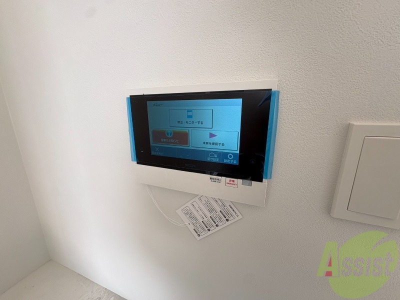 セキュリティ　ＴＶモニター付インターホンです。来客者の顔が見えるので安心！