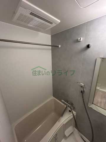 バス・シャワールーム　別部屋の参考写真です。