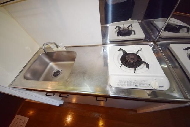 キッチン　★１Ｆはコンビニ・眺望良好★