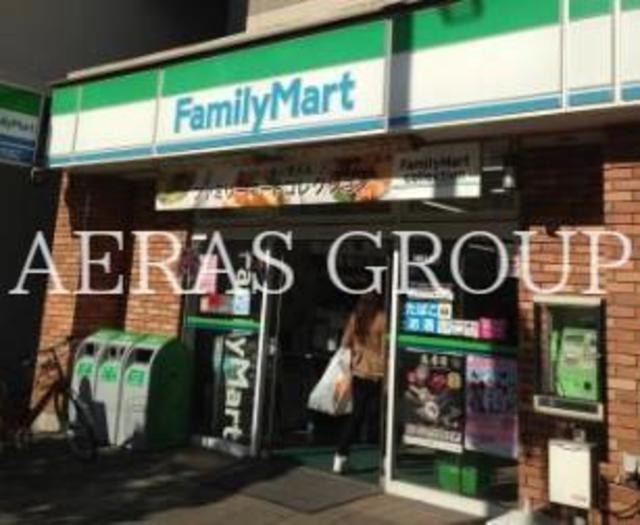 コンビニ　ファミリーマート船橋本町一丁目店（コンビニ）まで104m