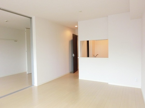 居室・リビング　人気のカウンターキッチン！