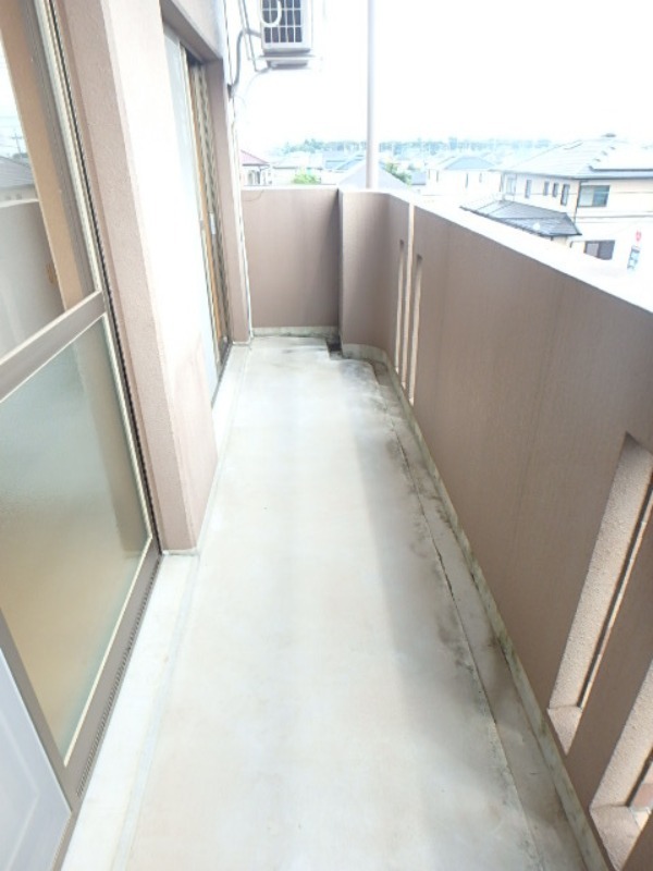 バルコニー　図面と現状に相違がある場合には現状を優先