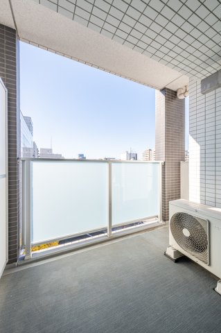 バルコニー　暖かな日差しのふりそそぐバルコニー♪