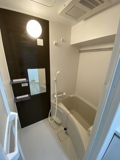 バス・シャワールーム　?