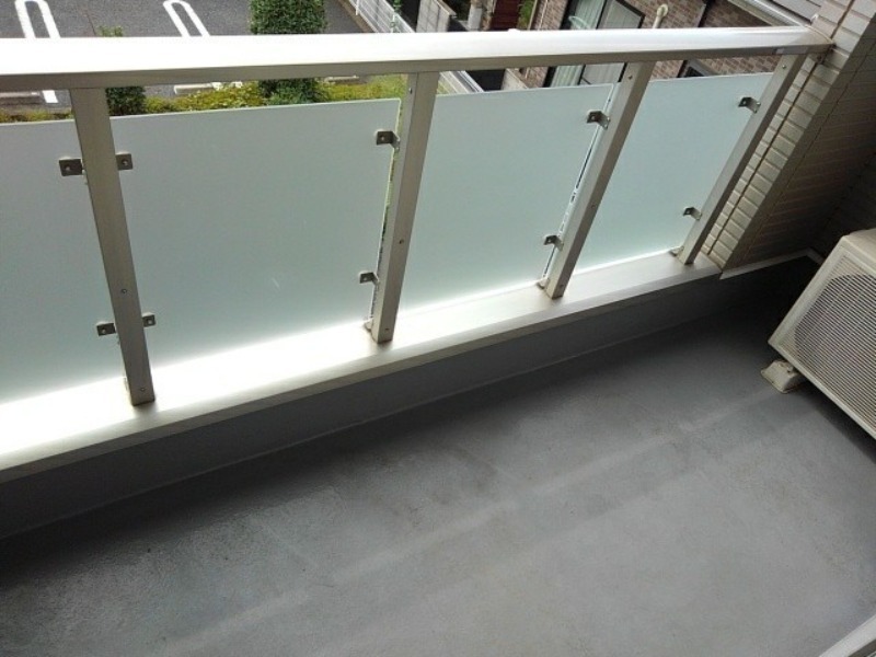 バルコニー　図面と現状に相違がある場合には現状を優先