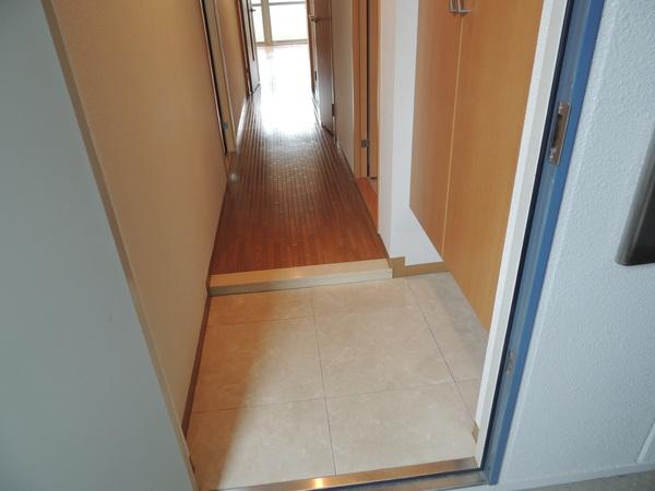 玄関　※同物件別室※