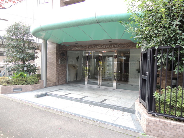 エントランス　エントランス