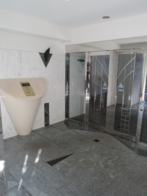 セキュリティ　オートロック完備