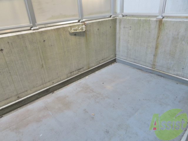 バルコニー　バルコニーはゆったりとしたスペースがあります。