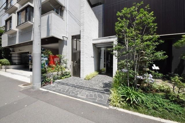 エントランス　エントランス