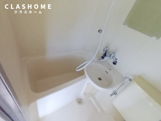 バス・シャワールーム　同物件の別部屋になります。