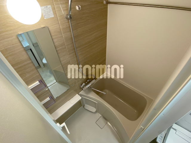 バス・シャワールーム　＊写真は別号室です。