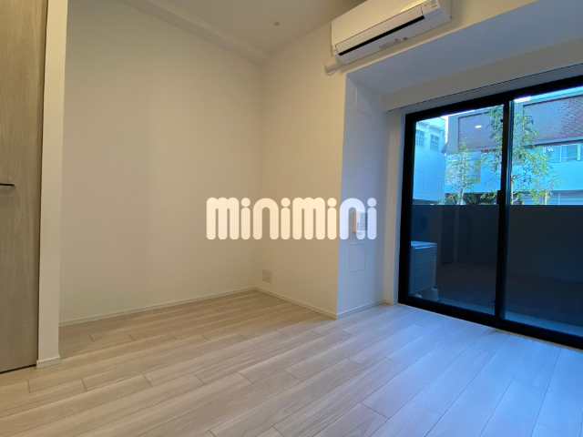 居室・リビング　＊写真は別号室です。